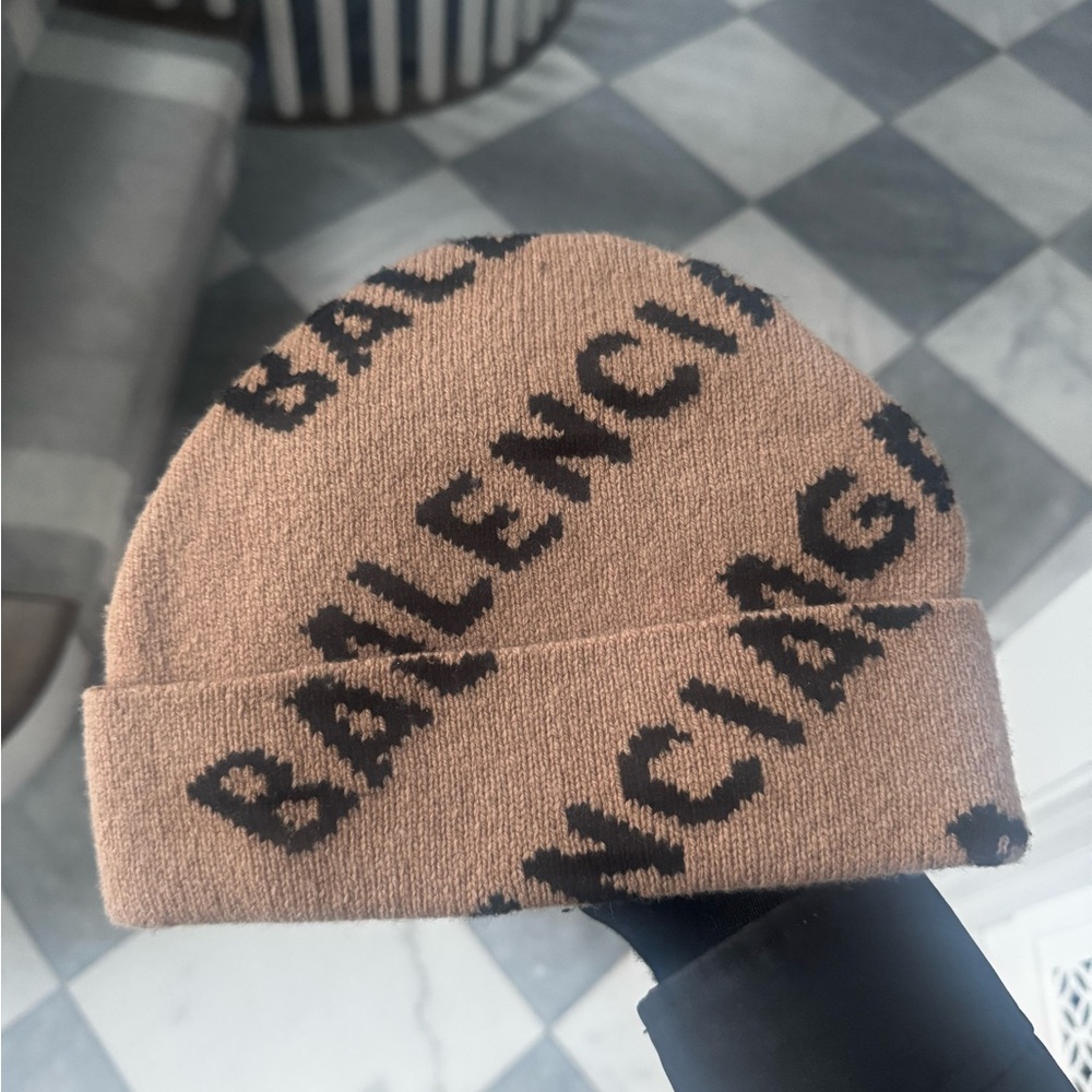 Balenciaga Beige and Black Logo Beanie